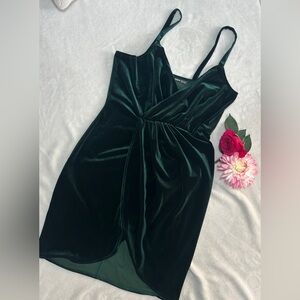 Short green velvet dress